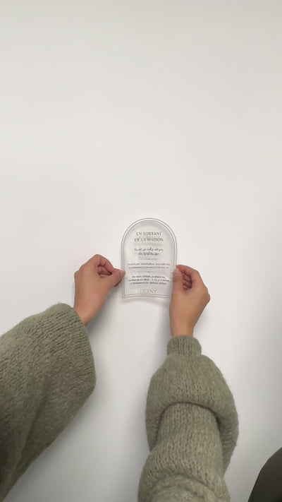 Sticker Doua en Sortant de la Maison